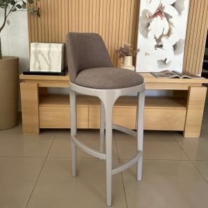 Banqueta alta de Petiribí Ginger - SILVINA C 121 (1)