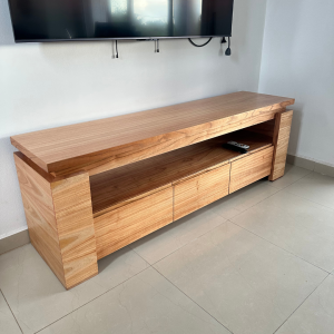 Rack tv madera natural Dreamin - SILVINA C