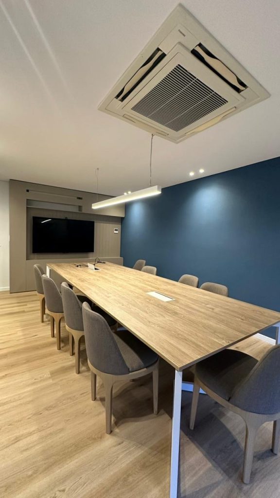 Imagen #1 de Sabrina