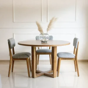 Muebles de Guatambú