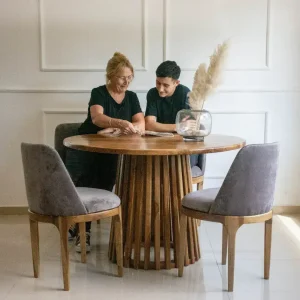 Mesa redonda varillada Petiribí Oxford - SILVINA C 2