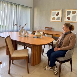 Mesa comedor ovalada madera varillada Versalles - SILVINA C 32