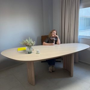 Mesa madera comedor ovalada varillada Zafira - SILVINA C 54