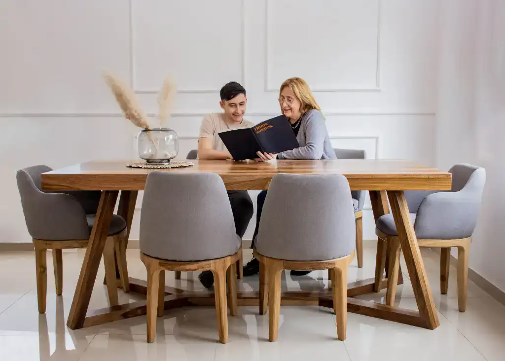 Imagen de Silvina C. asesorando