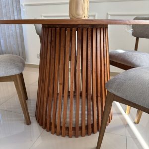 Mesa redonda comedor varillada madera Brasilia - SILVINA C (3)