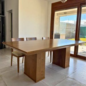 Mesa madera comedor Moderna Yoco - SILVINA C